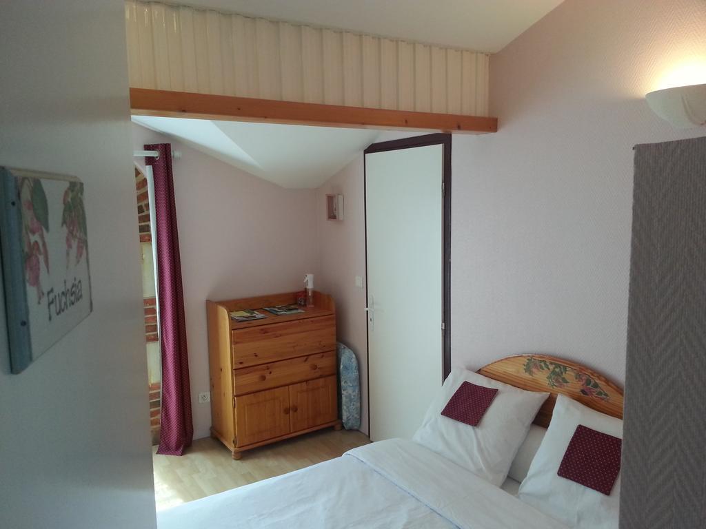 Chambres D'Hotes Au Grillon Dort Moustey ห้อง รูปภาพ